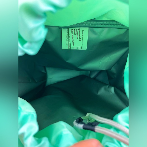 Igloo Heritage Repreve Drawstring 8qt Portable Cooler - Mint - Picture 5 of 6